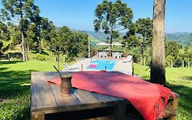 Villa's Serra - Casa aconchegante em meio a natureza